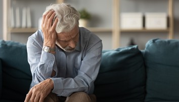 Muž daroval charite sedaciu súpravu. Ukryl v nej poriadny balík peňazí, prišiel však na to neskoro