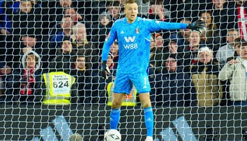 Sťažený boj o post jednotky pre Mareka Rodáka. Fulham učinil závažné rozhodnutie