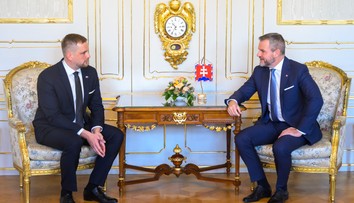 Pellegrini podpísal konsolidačný balík. Šaško pre zdravotníkov dodatočne vyrokoval vyše 100 miliónov eur