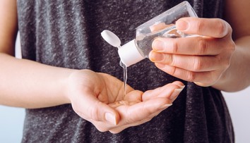 Z dezinfekcie sa stal každodenný rituál. Poradíme vám, akú si máte vybrať