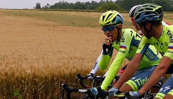 Contador mení stajňu. Bude jazdiť za Trek-Segafredo