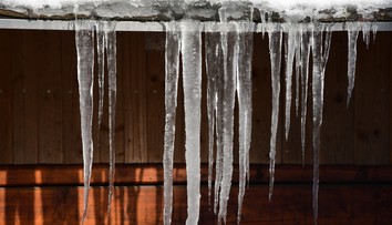 SHMÚ varuje pred nízkymi teplotami. Čakajú nás mrazy do -24 stupňov