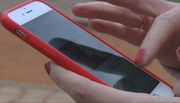 V Česku si môžu občiansky preukaz nahrať do mobilu. Slováci si ešte musia počkať