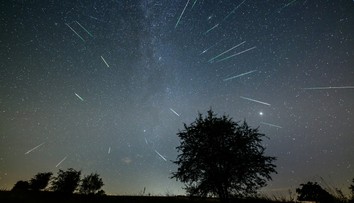 Aj viac ako 100 meteorov za hodinu. Nočnú oblohu zaplnia dychberúce Perzeidy