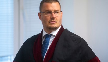 Za obvineného Šúreka sa postavili bývalí prokurátori zo špeciálnej prokuratúry: Vždy postupoval zákonným spôsobom