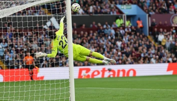 Arsenal našiel recept na Aston Villu. Stopercentný je naďalej aj Manchester City, ktorý si poradil s nováčikom