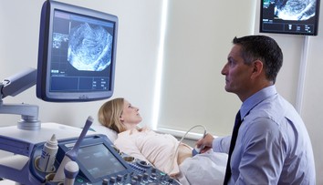 Klesajúci trend v počte interrupcií sa zastavil. Umelé prerušenie tehotenstva vlani podstúpili tisíce žien