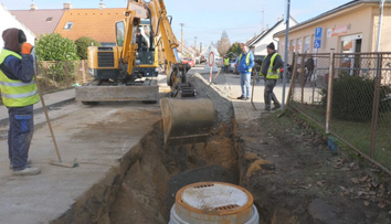 Z Veľkých Levárov je stavenisko. Miestni to akceptujú, mať kanalizáciu nie je na Slovensku samozrejmosť