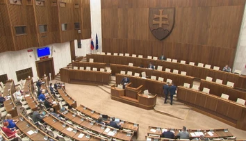 Štát odpočúva ľudí bez adekvátnej kontroly. Politici roky ignorujú zákon, ktorý si sami schválili