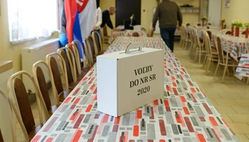 Koalícia rokuje o skrátení moratória na prieskumy na 48 hodín. Sme rodina ešte chce diskutovať