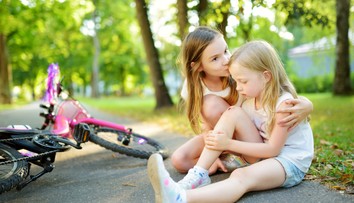 Letné zranenia a ochorenia: Prehľad odporúčaní a rád, ako pomôcť sebe aj deťom