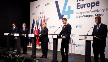 Už žiadna Vyšehradská štvorka, ale V2+2: Slovensko sa stalo lídrom zmeny, teraz sa pridalo Česko