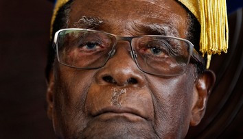 Zomrel dlhoročný zimbabwiansky prezident Robert Mugabe (†95)