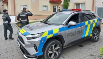 Polícia preverovala bombovú hrozbu na viacerých miestach na Slovensku