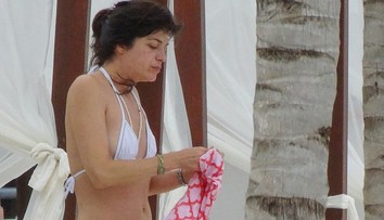 Žiadny zadok ani prsia. Slávna herečka má 43, ale telo ako dievča