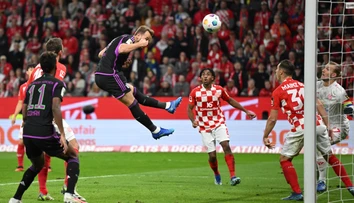 Skvelý Leverkusen aj naďalej kraľuje Bundeslige. Bayern nezaváhal