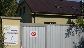 Kauza Čistý deň: Polícia prešetruje nový prípad týrania a podávanie drog klientom