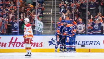 Pospíšil bodoval aj v treťom zápase NHL, prihral na víťazný gól hráčov Calgary