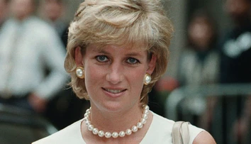 Intímne listy princeznej Diany sa rozletia po svete. Budú ich predávať na aukcii