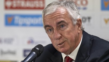 Z podujatí sú vylúčení, no v rebríčku stúpajú. IIHF zaviedla v prípade Ruska a Bieloruska paradoxný krok