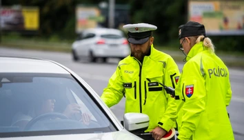 Polícia spúšťa kampaň „Alkohol za volantom môže zabíjať“. Pozrite si šesť videí, ktoré vymysleli policajti