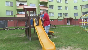 Od januára sa zvýšia viaceré príspevky pre rodiny s deťmi. Pozor, netýka sa to všetkých