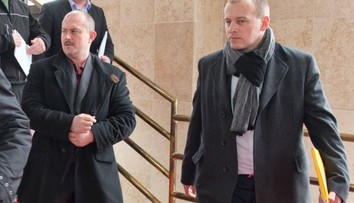 Dvaja z troch Slovákov sú za zrušenie Kotlebovej strany