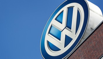 Veľká rana pre Volkswagen. Majiteľom áut s upraveným softvérom musí vyplatiť odškodné