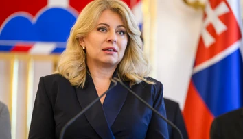 Nie je v poriadku útočiť na dôstojnosť človeka pre politický názor. Zastavme to, vyzvala prezidentka