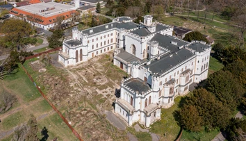 V kaštieli Rusovce sa začína rekonštrukcia. Obnova pamiatky potrvá roky