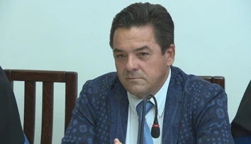 Dvojica sudcov z komunikácie z Threemy sa postavila pred komisiu Súdnej rady