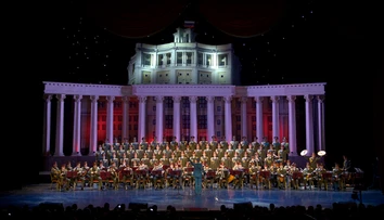 Koncert plný emócií. Alexandrovovci vystupovali po prvý raz od leteckej tragédie