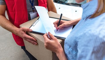 Najväčšia kuriérska služba na Slovensku hlási problém. Niektorí sa nemusia dočkať svojich darčekov