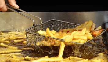 Škodí postave aj hlave. Vedci zistili, že pravidelné stravovanie sa vo fast foode poškodzuje mozog