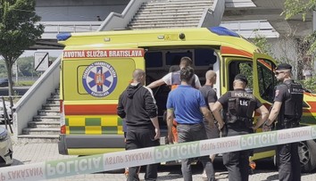 FOTO a VIDEO: Dráma v hlavnom meste. Z Mosta SNP chcel skočiť muž