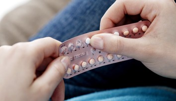 Státisíce Sloveniek skončili s hormonálnou antikoncepciou. Podľa gynekologičky sú za tým tieto dôvody (+ graf)