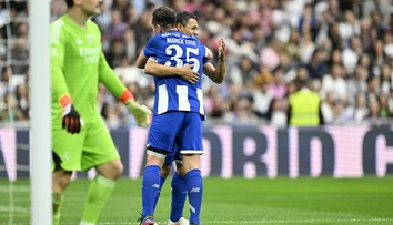 VIDEO: Naľavo Zidane či Raúl, oproti Quaresma. Zápas legiend Realu a Porta však rozhodol Slovák