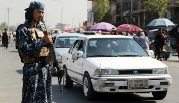 Taliban nariadil ženám na súkromných univerzitách, aby si zahalili telo aj tvár