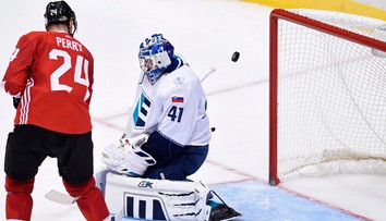 Favorizovaná Kanada porazila tím Európy, jediný gól strelil Hossa