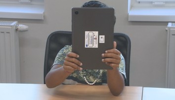 Príspevok 350 eur na počítač či tablet môžu získať aj čerství stredoškoláci