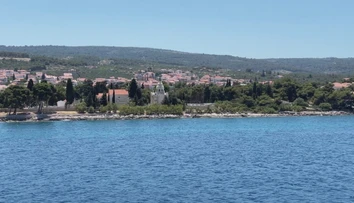 Autom, vlakom a po novom už aj letecky. Na tento chorvátsky ostrov sa viete dostať za dve hodiny