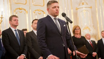 Dnes sa prvýkrát zíde vláda v novom zložení