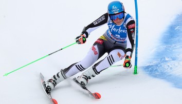 Vlhová v obrovskom slalome mimo elitnej desiatky, náskok v celkovom hodnotení sa zmenšil