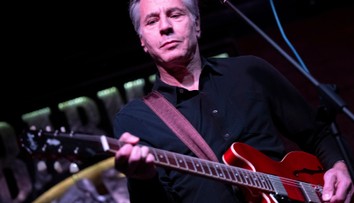 Zahral na gitare aj zaspieval. Šéf americkej diplomacie vyjadril v kyjevskom bare podporu Ukrajine