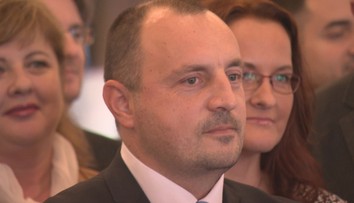 Okolo kauzy Lukáša Kyselicu otázky neutíchajú, napriek tomu on aj kompetentní mlčia