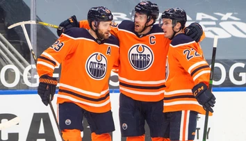 Kirill Kaprizov sa blysol hetrikom, McDavid prekonal 50-bodovú hranicu