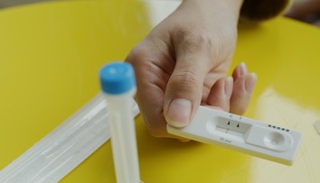 Aká bude aktuálna vlna covidu? Epidemiológ Pavelka priblížil, ako sa správajú nové mutácie