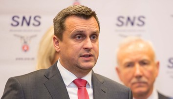Podľa SNS je zahaľovanie tváre bezpečnostným problémom aj pre Slovensko