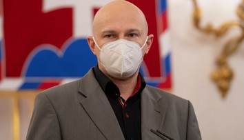 Účinnosť vakcín proti mutáciám koronavírusu ešte nie je jednoznačná, varuje virológ Klempa