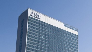 Finančnú skupinu J&T preveruje česká polícia. Zaujíma sa o miliardové transakcie z Ruska